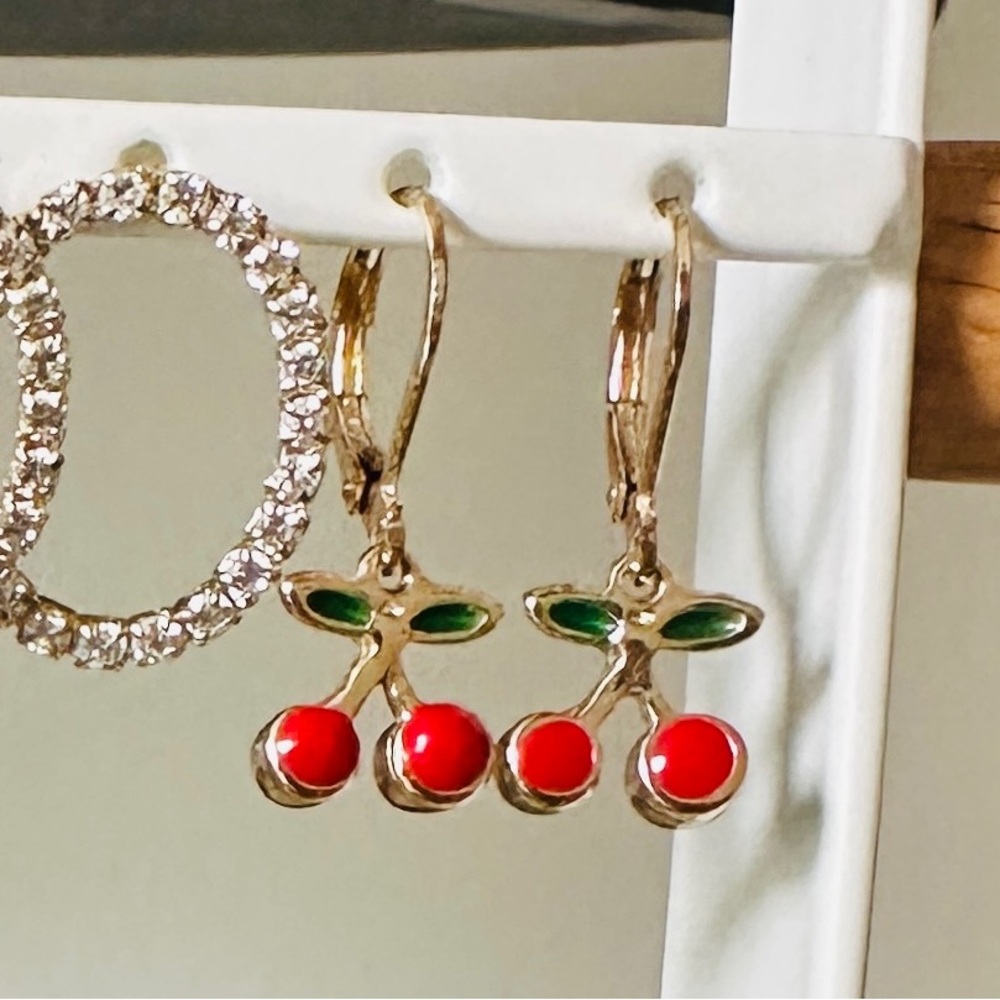 🍒 CHERRY EARRING HOOPS